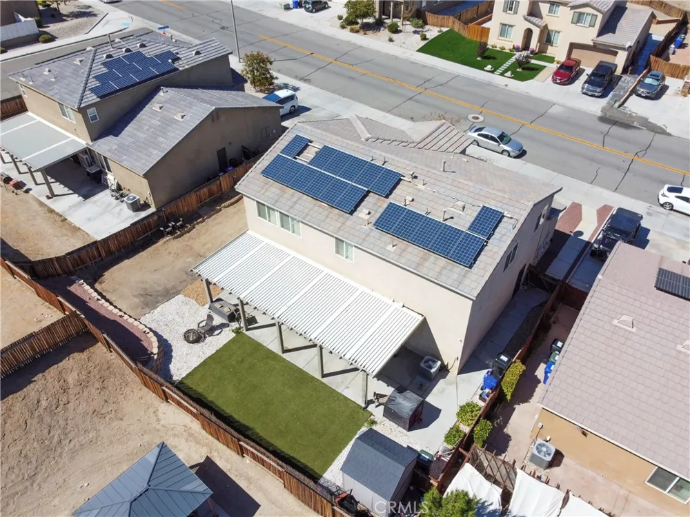 15083 Brucite Victorville, CA 92394