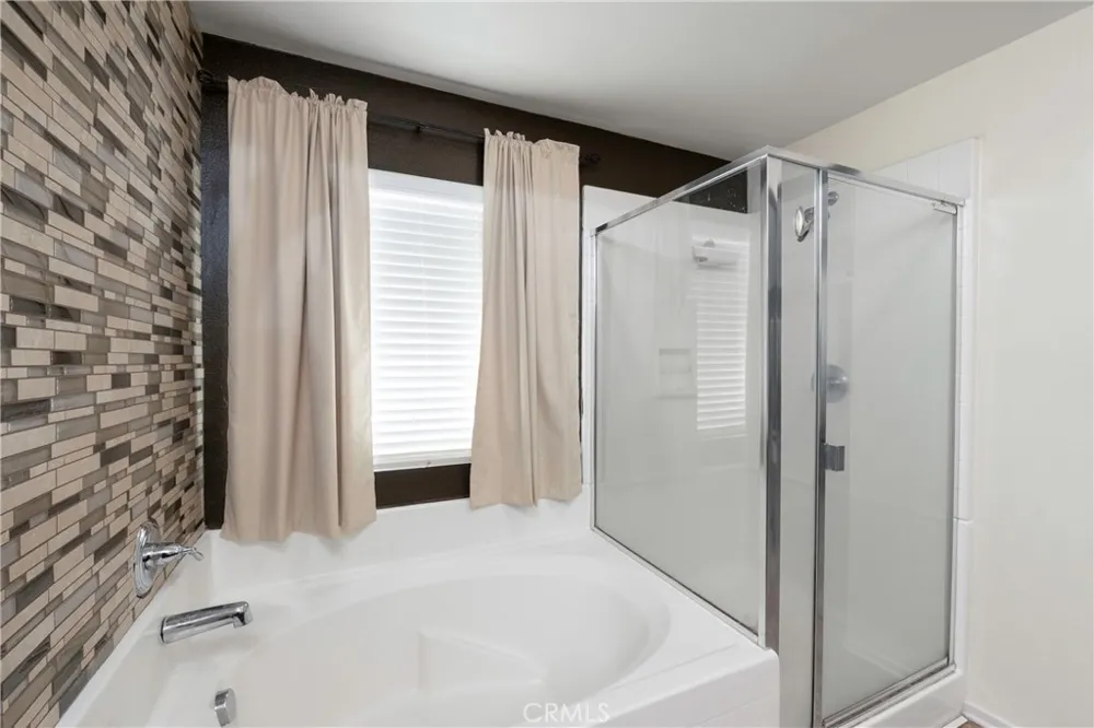 15083 Brucite Victorville, CA 92394