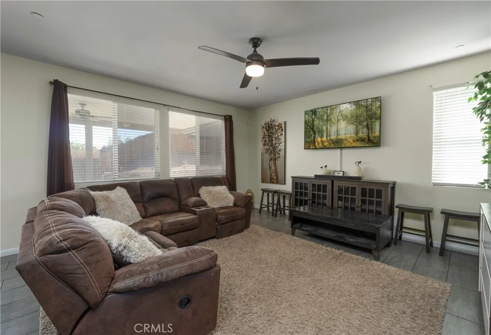 15083 Brucite Victorville, CA 92394