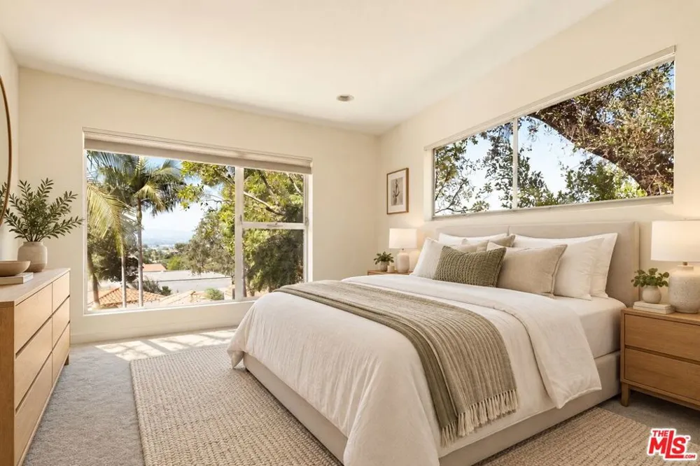 3396 Tareco Drive Los Angeles, CA 90068