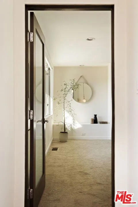 3396 Tareco Drive Los Angeles, CA 90068