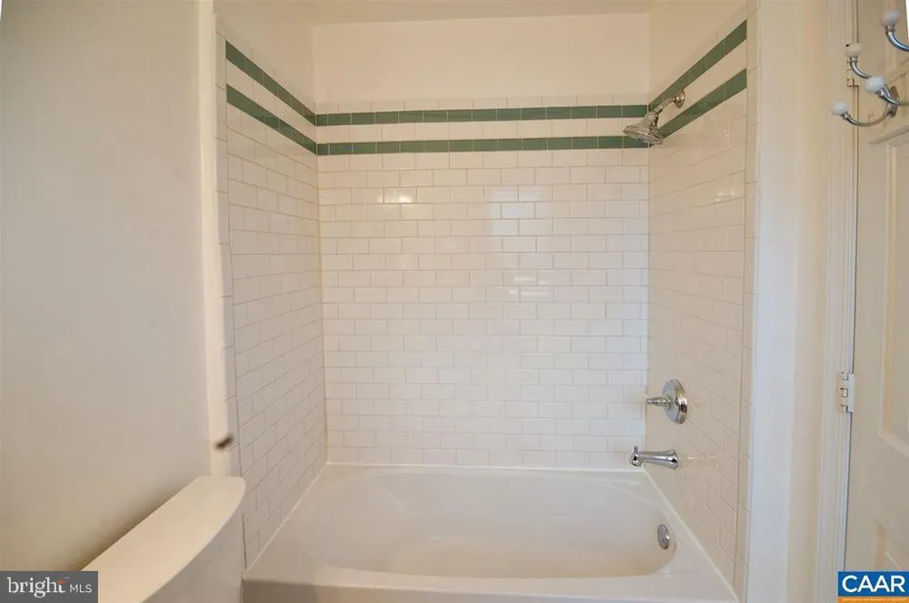 1566 GARDEN COURT Charlottesville, VA 22901