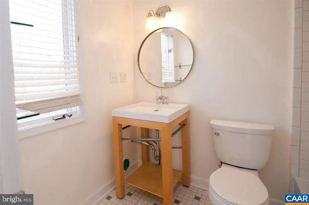 1566 GARDEN COURT Charlottesville, VA 22901