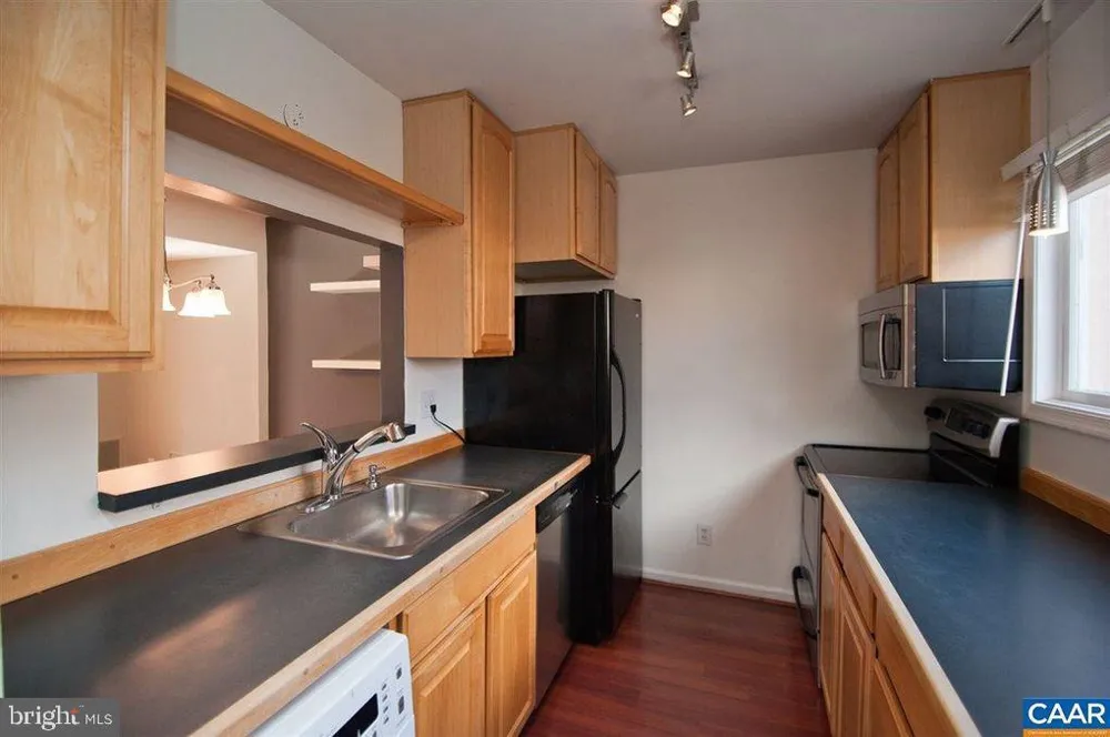 1566 GARDEN COURT Charlottesville, VA 22901