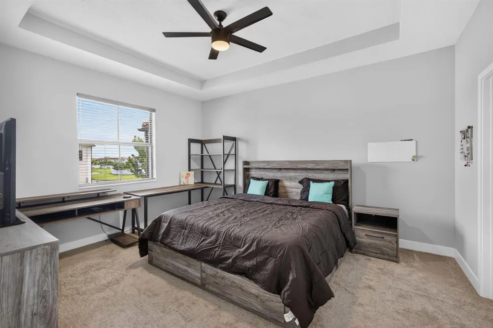 4004 SCREW PINE Cove Riviera Beach, FL 33410