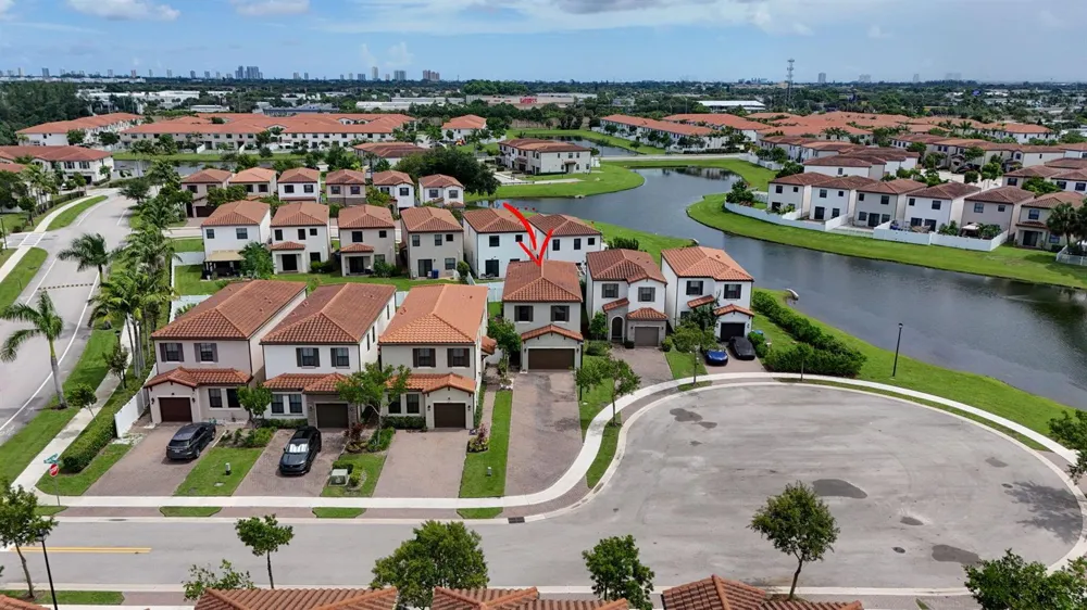 4004 SCREW PINE Cove Riviera Beach, FL 33410
