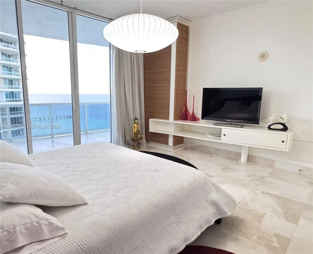 16001 Collins Ave #2302 Sunny Isles Beach, FL 33160
