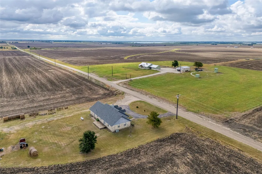 615 County Road 357 Granger, TX 76530