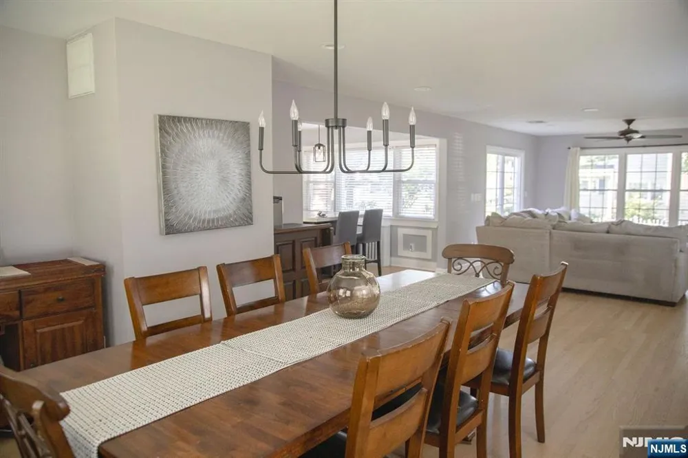 22 Warren Road Fair Lawn, NJ 07410