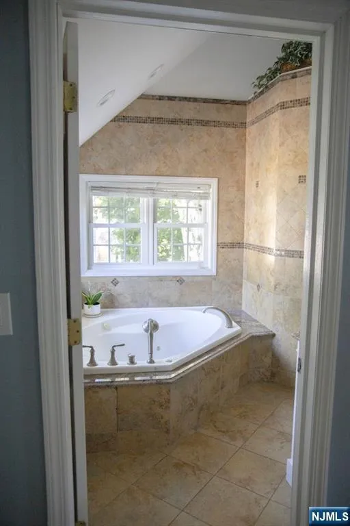 22 Warren Road Fair Lawn, NJ 07410