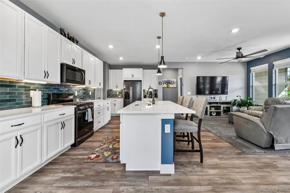 6988 Sagerock Road Castle Pines, CO 80108