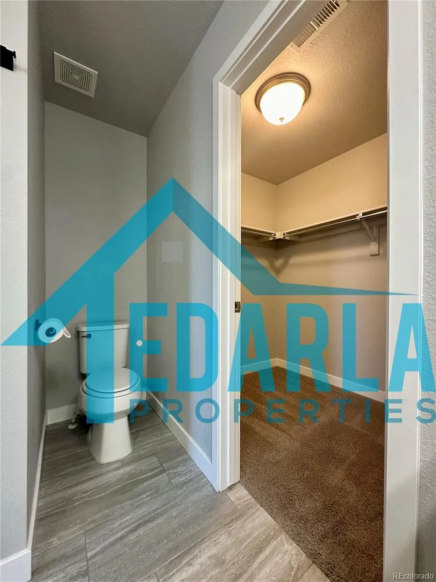 2389 S Tucson Street Aurora, CO 80014