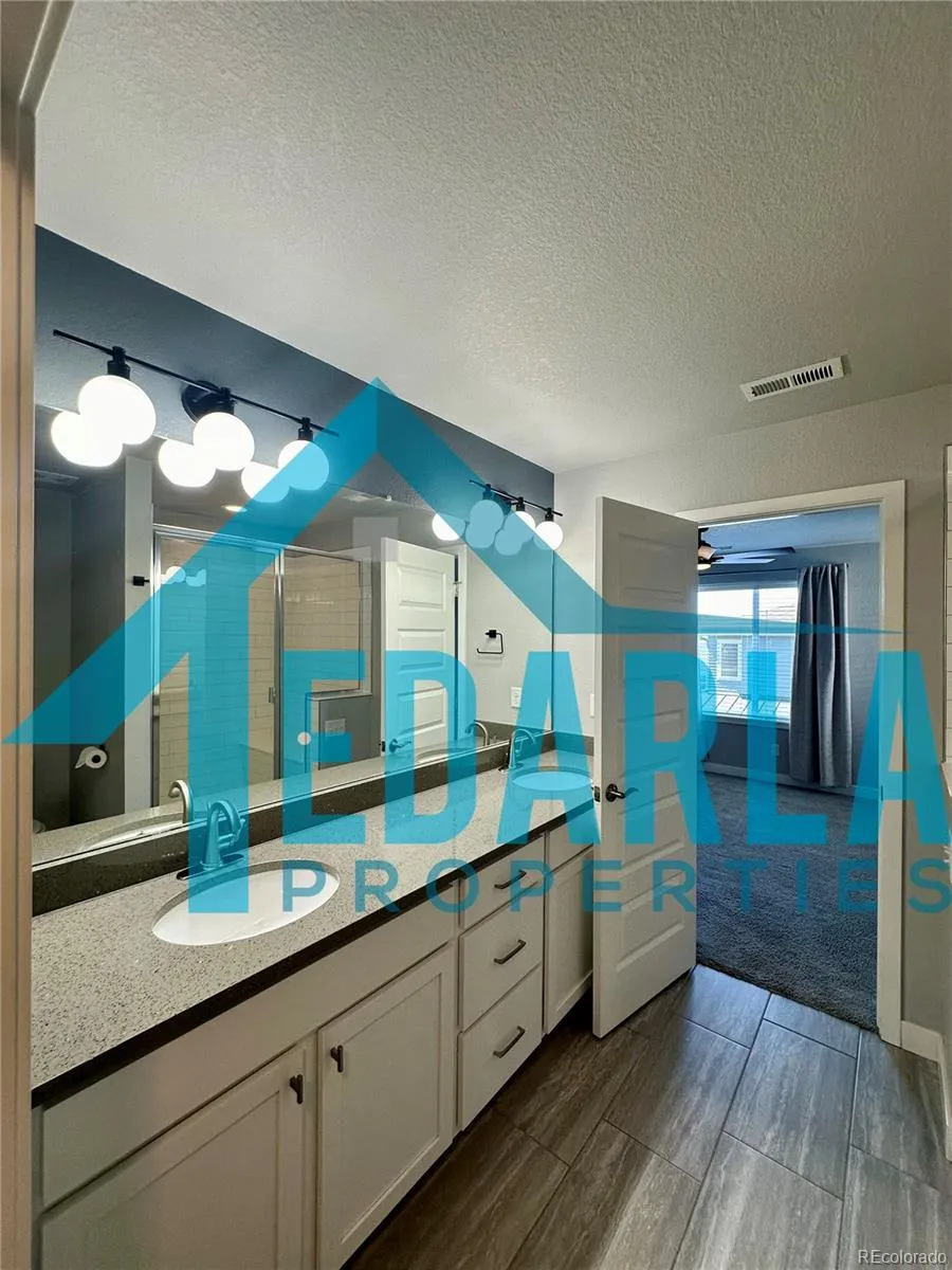 2389 S Tucson Street Aurora, CO 80014