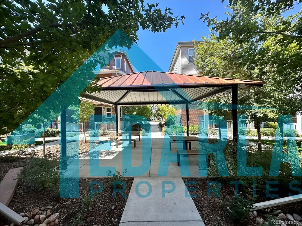 2389 S Tucson Street Aurora, CO 80014