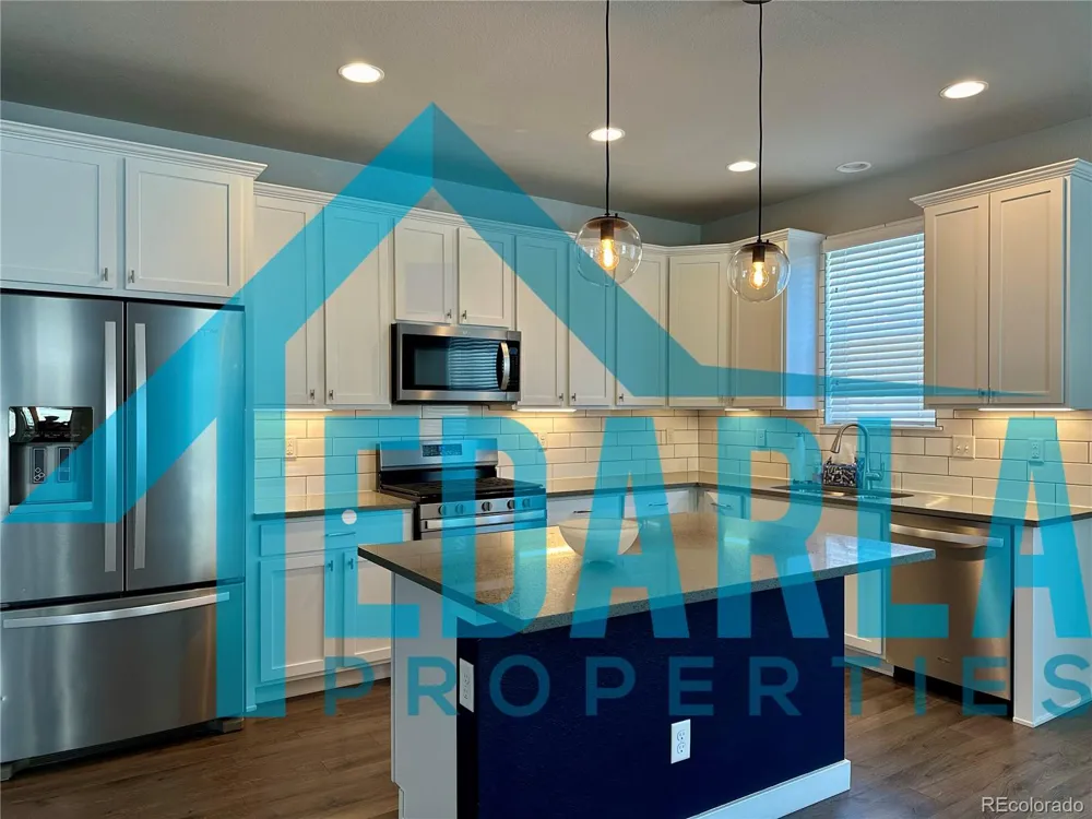 2389 S Tucson Street Aurora, CO 80014