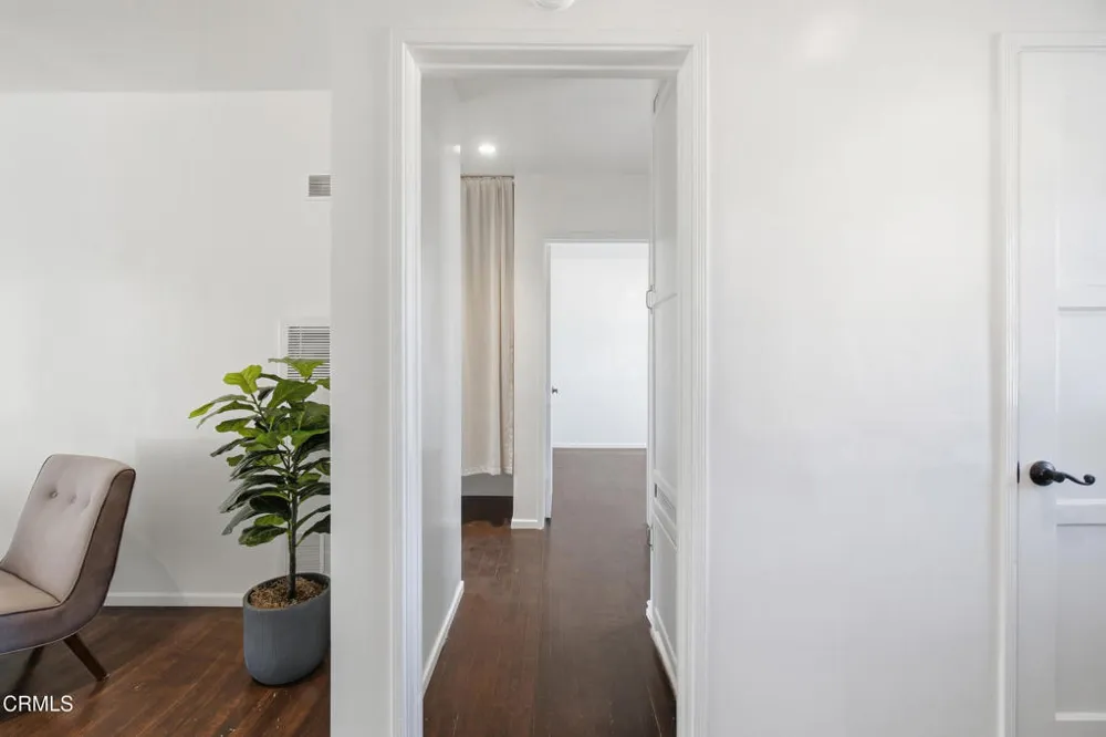 2756 Channel Drive Ventura, CA 93003