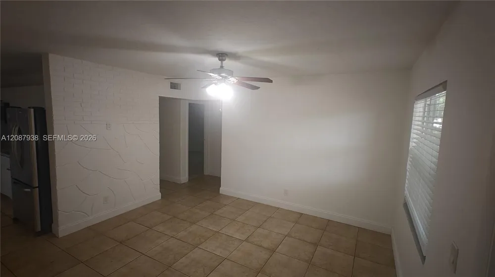 2643 NW 10th St Pompano Beach, FL 33069