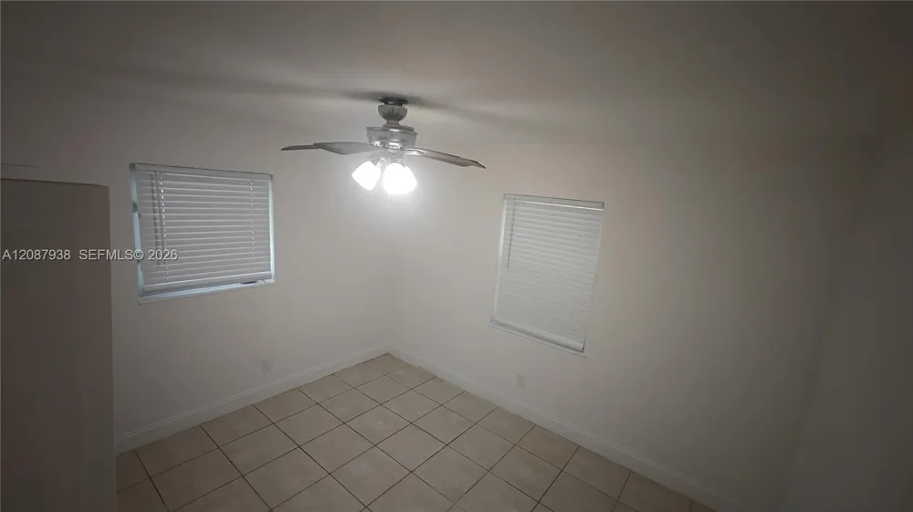 2643 NW 10th St Pompano Beach, FL 33069