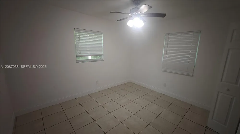 2643 NW 10th St Pompano Beach, FL 33069