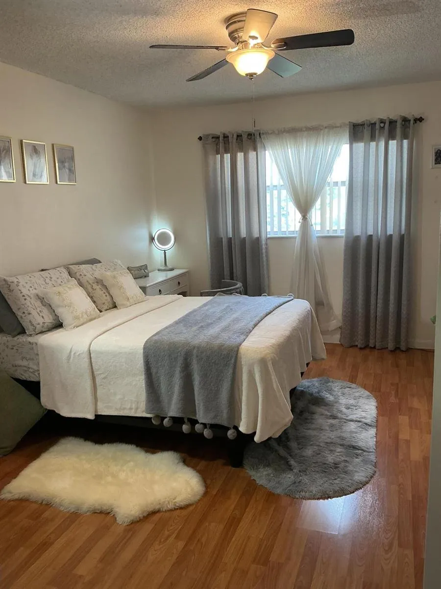 2720 Pine Island Road #305 Sunrise, FL 33322