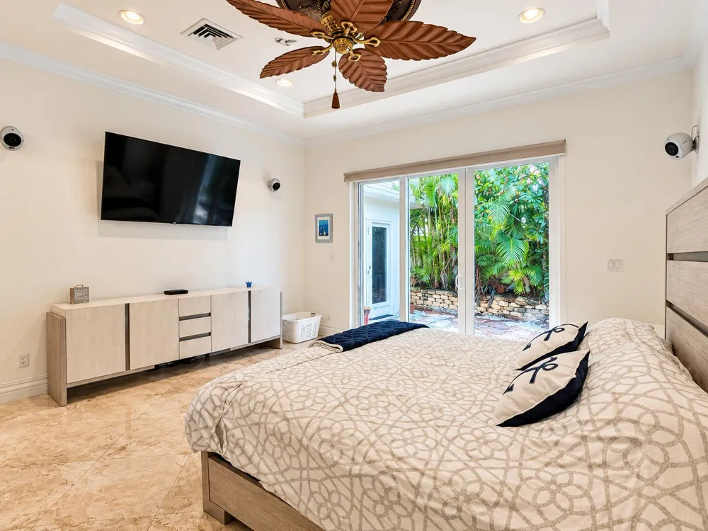 3202 Dow Street Pompano Beach, FL 33062