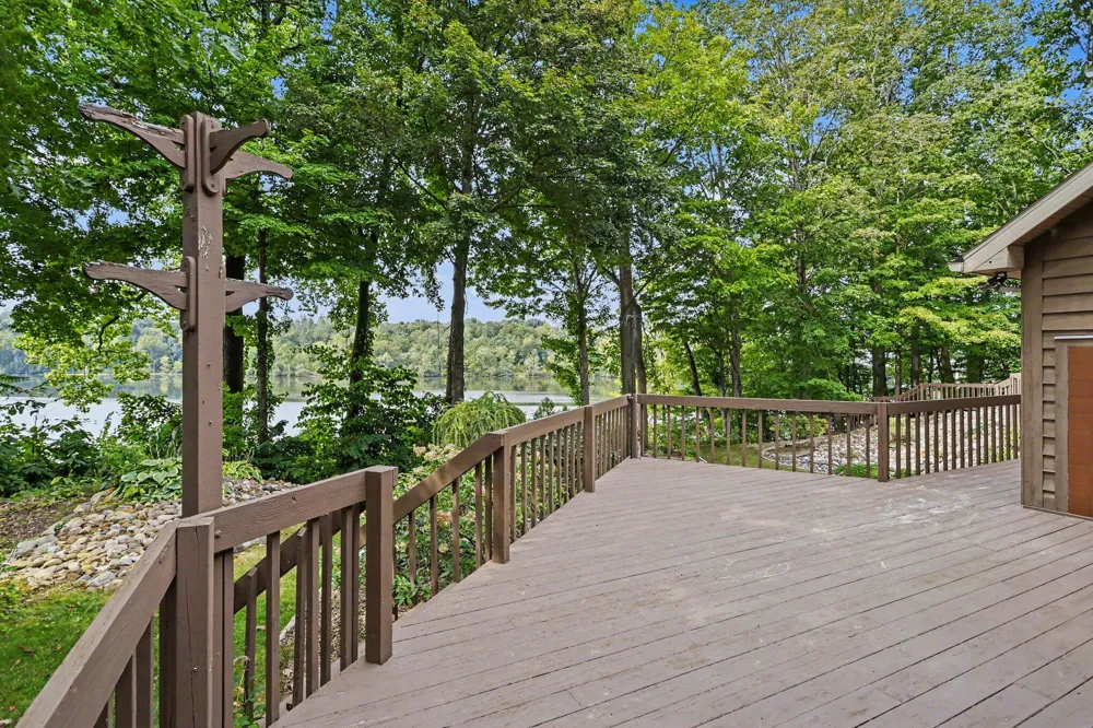 4245 Lake Chapin Berrien Township, MI 49103