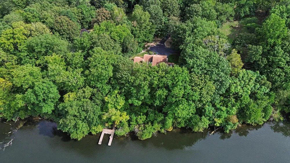 4245 Lake Chapin Berrien Township, MI 49103