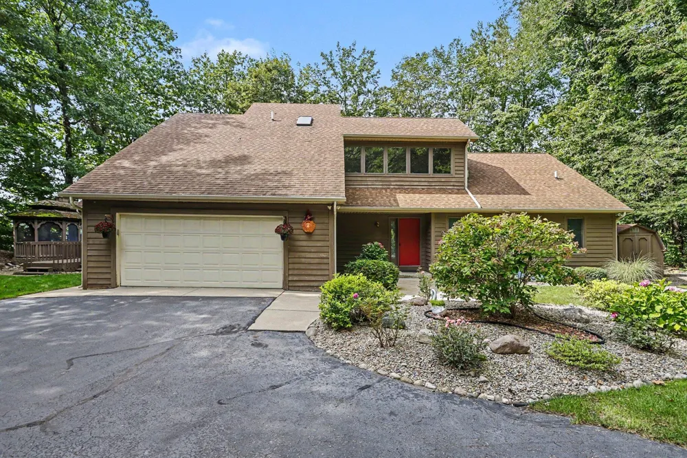 4245 Lake Chapin Berrien Township, MI 49103