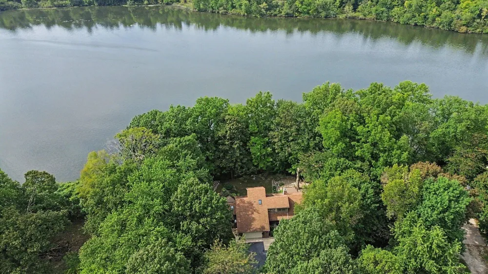 4245 Lake Chapin Berrien Township, MI 49103