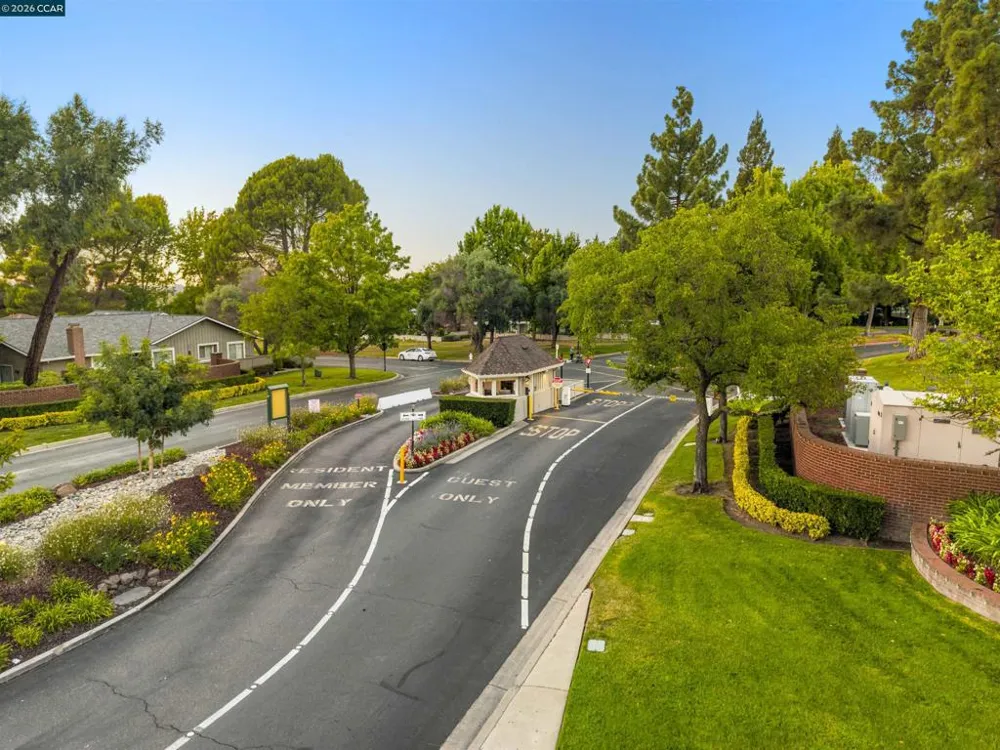 407 La Quinta Ct Danville, CA 94526