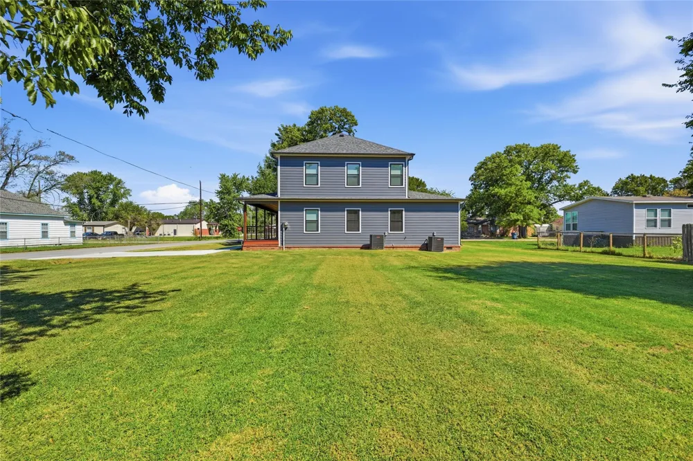 506 Stout Avenue Kiefer, OK 74041
