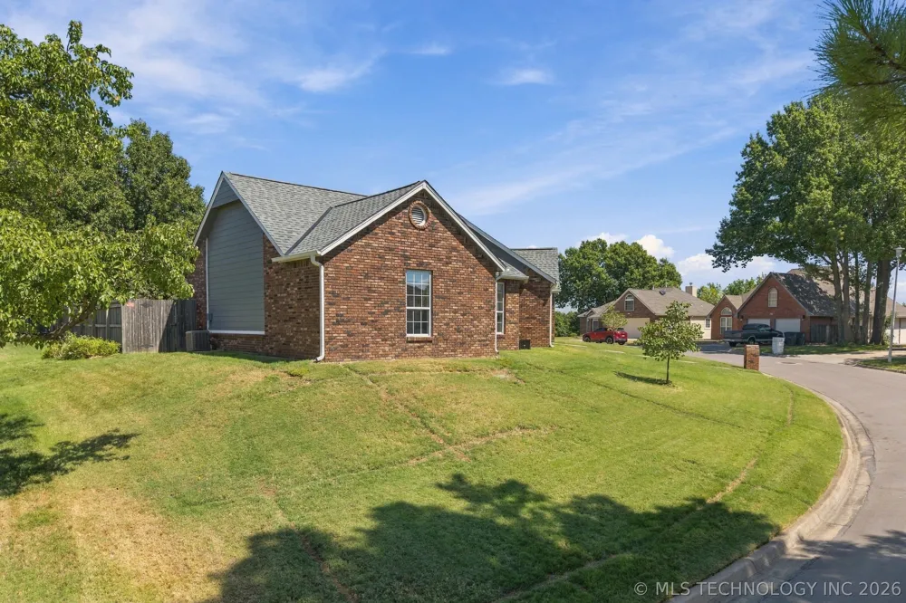 7756 S Hudson Avenue Tulsa, OK 74136