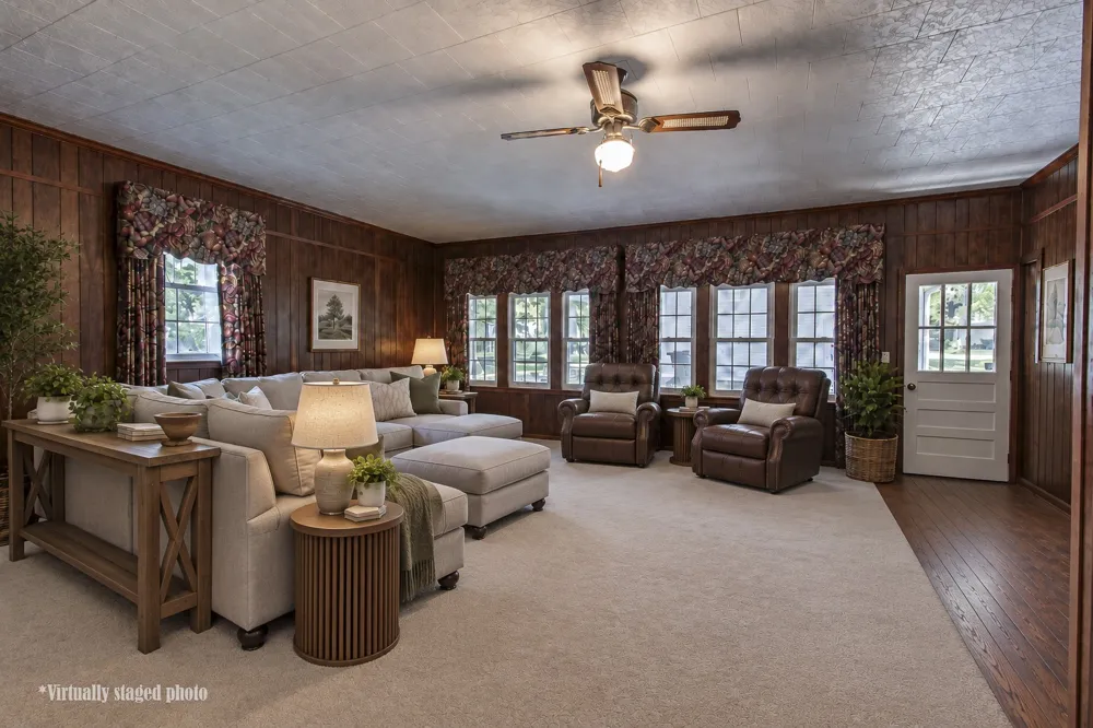 214 Crestwood Dr Tullahoma, TN 37388