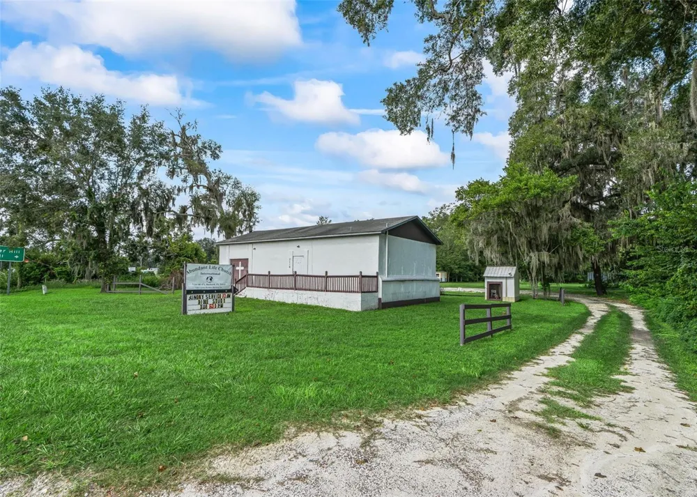 7116 SR 471 Bushnell, FL 33513