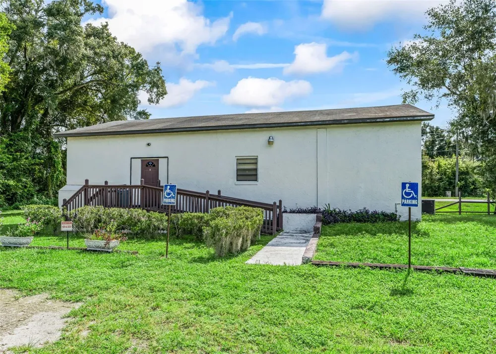 7116 SR 471 Bushnell, FL 33513