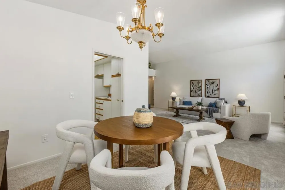 18341 Aceituno St San Diego, CA 92128