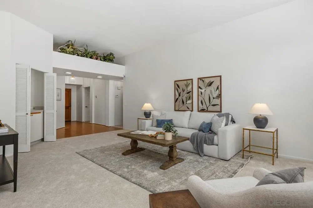 18341 Aceituno St San Diego, CA 92128