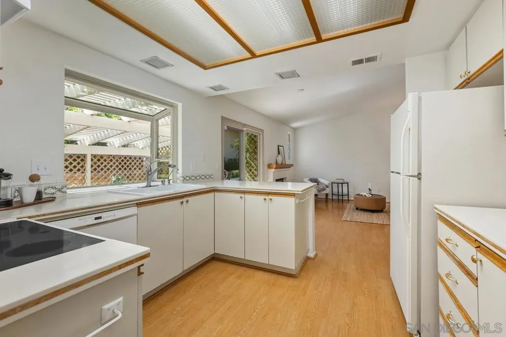 18341 Aceituno St San Diego, CA 92128