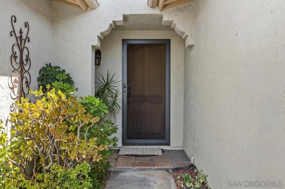 18341 Aceituno St San Diego, CA 92128