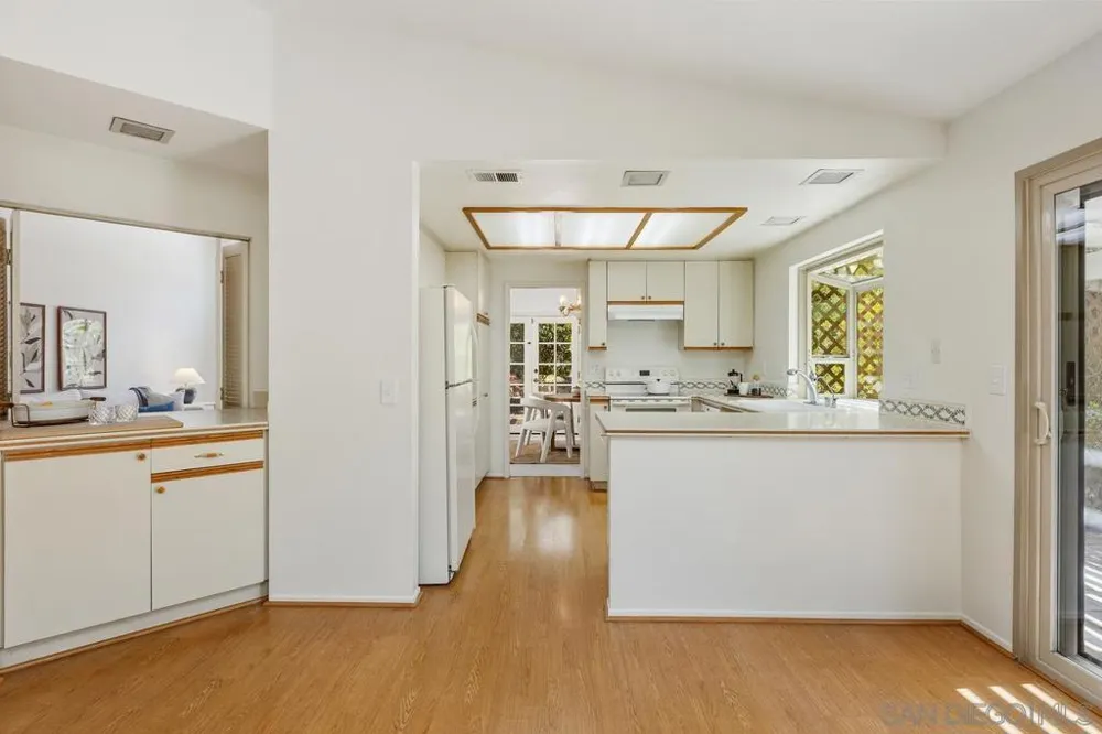18341 Aceituno St San Diego, CA 92128