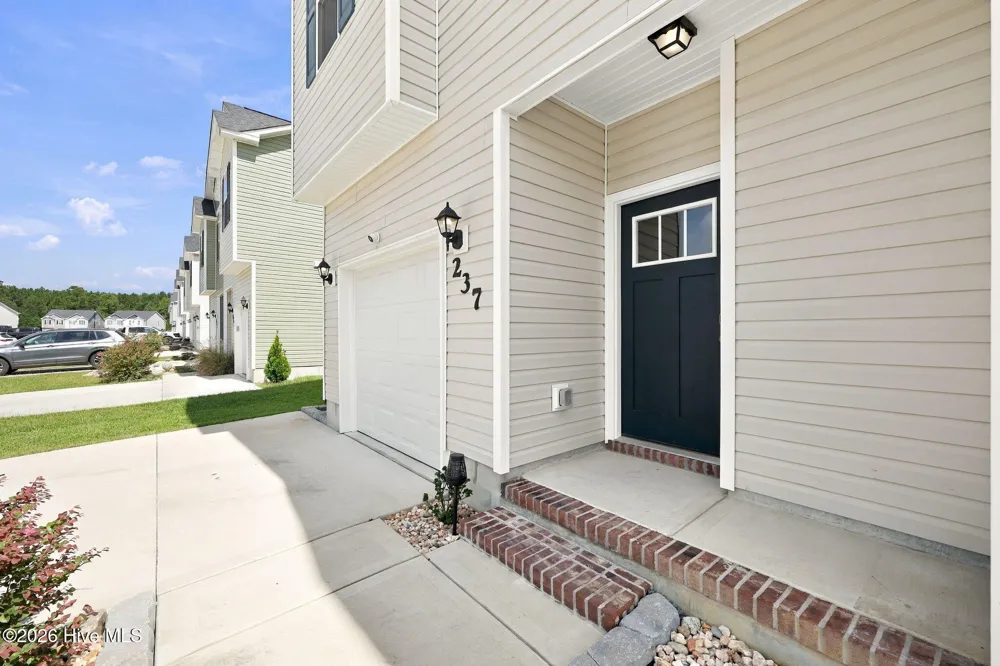 237 Shallowbag Bay Lane Jacksonville, NC 28546