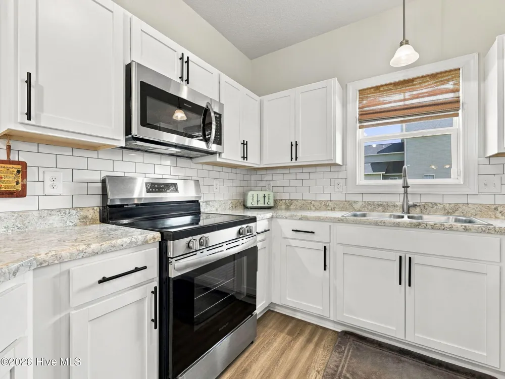 237 Shallowbag Bay Lane Jacksonville, NC 28546