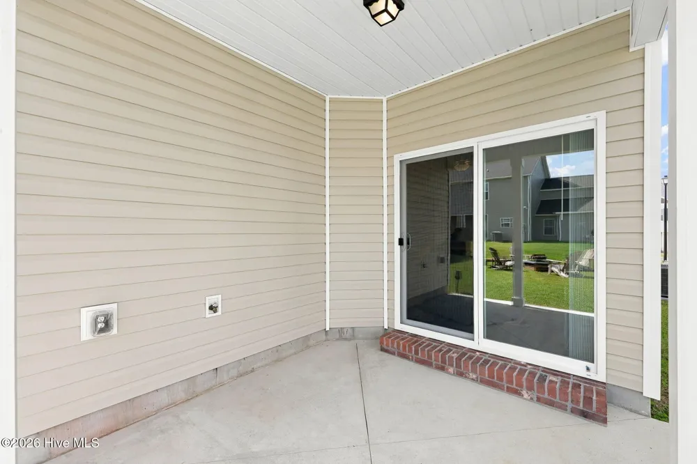 237 Shallowbag Bay Lane Jacksonville, NC 28546