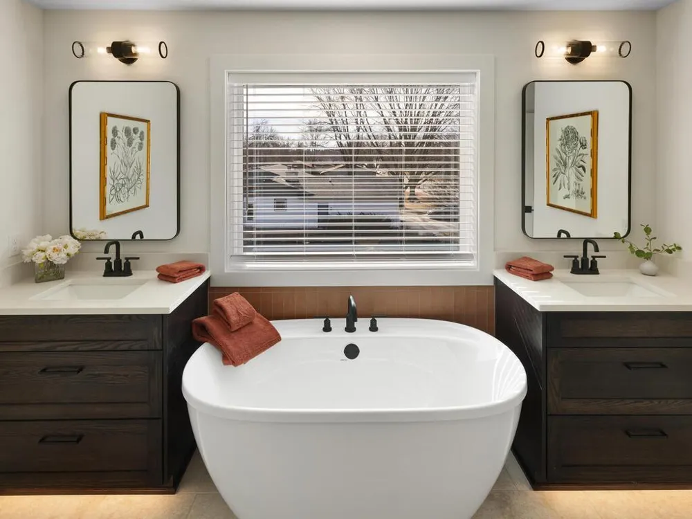 20139 Gothic Avenue Lakeville, MN 55044