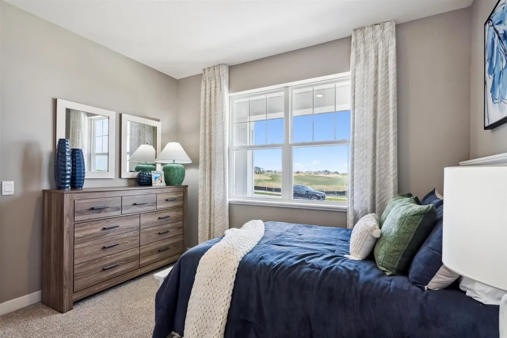 1842 Rainier Drive Shakopee, MN 55379