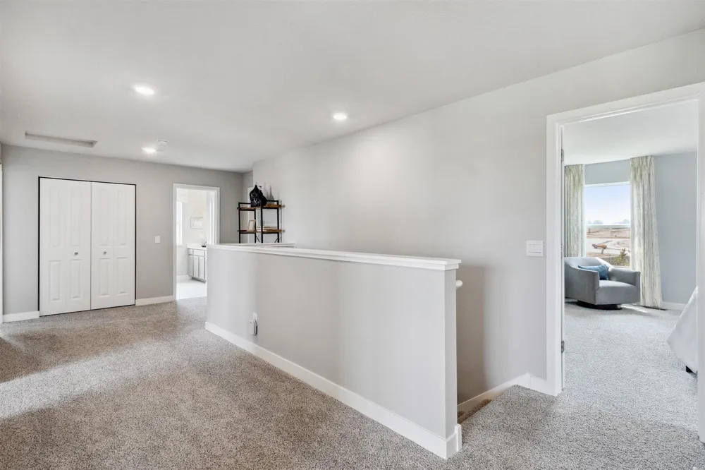 1842 Rainier Drive Shakopee, MN 55379