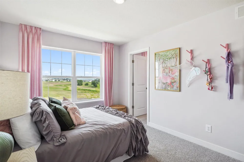 1842 Rainier Drive Shakopee, MN 55379