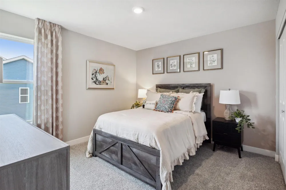 1842 Rainier Drive Shakopee, MN 55379