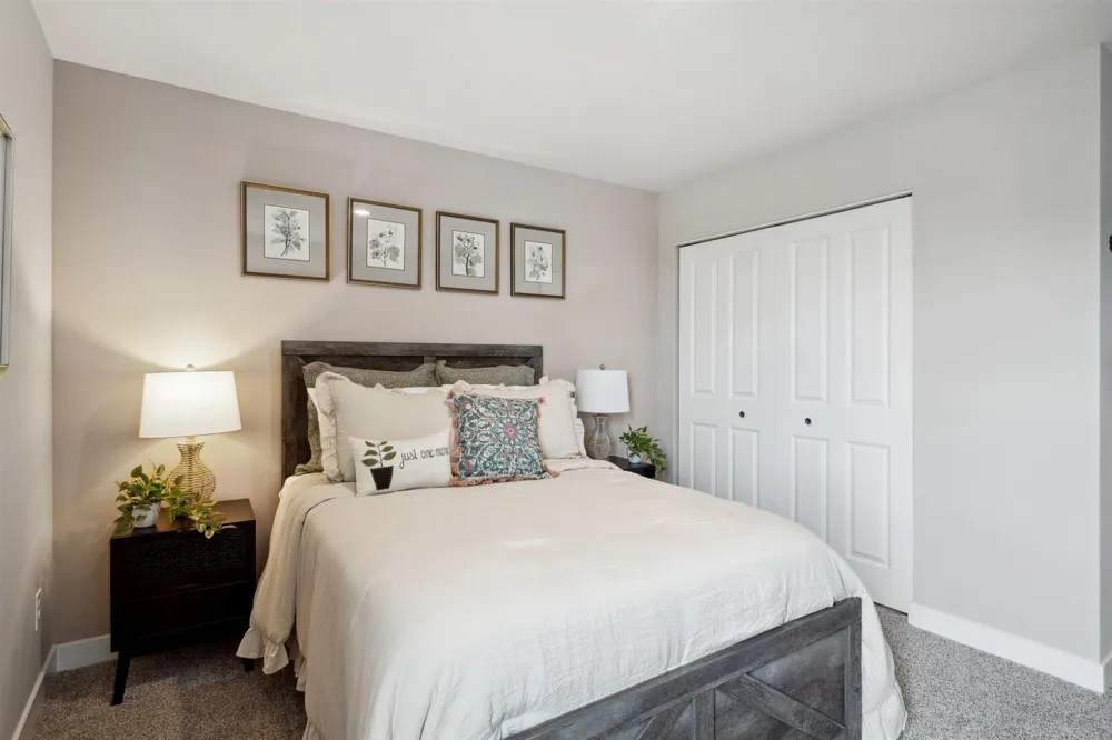 1842 Rainier Drive Shakopee, MN 55379