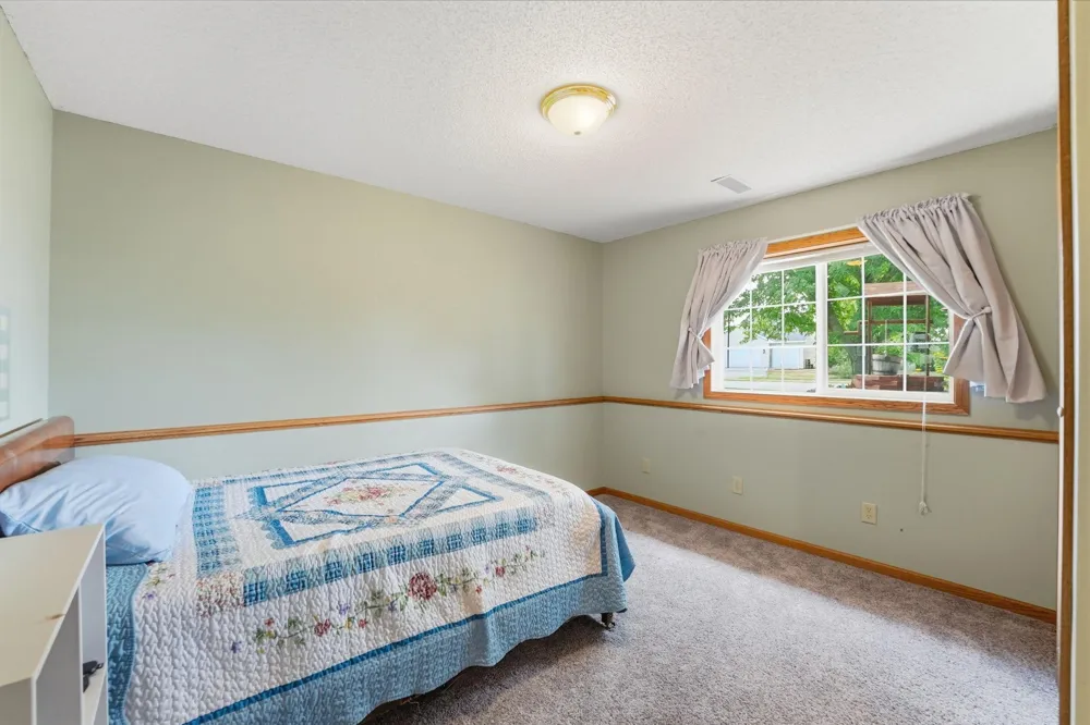 11249 Laura Circle Becker, MN 55308